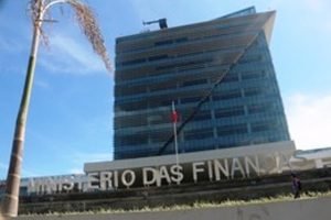 Rui Gomes apresenta reforma das finanças públicas